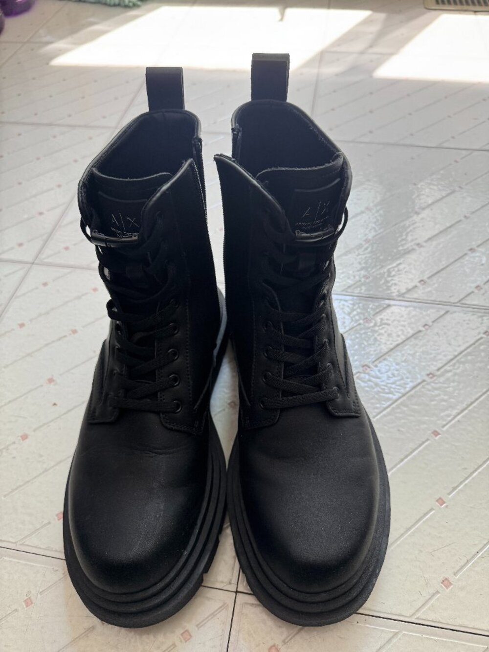 Armani Exchange men's combat style boots with side zipper SZ10 Black